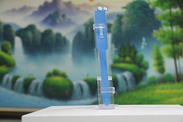 如何在网上订购vip会员卡？