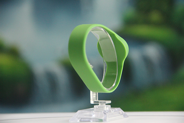 ic腕带保鲜盖安全环保，拒绝浪费使用