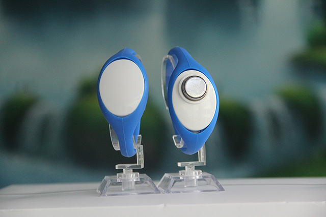 硅胶腕带RFID电子标签无线射频识别技术基本介绍 硅胶腕带RFID电子标签无线射频识别技术基本介绍