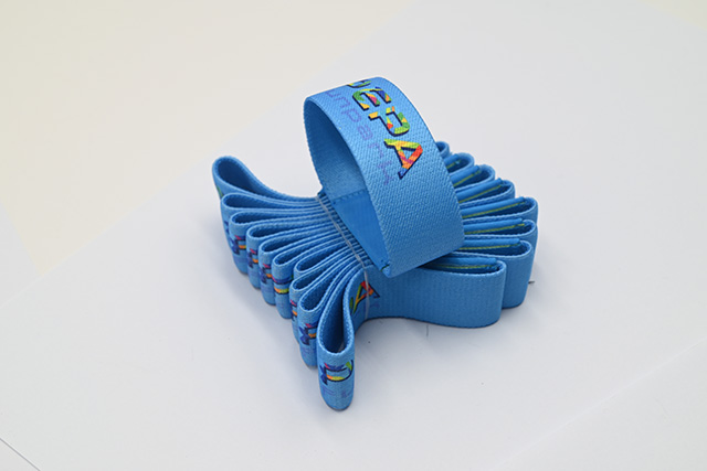 由于行业的特殊性，使得磁卡成为了一种有价证券