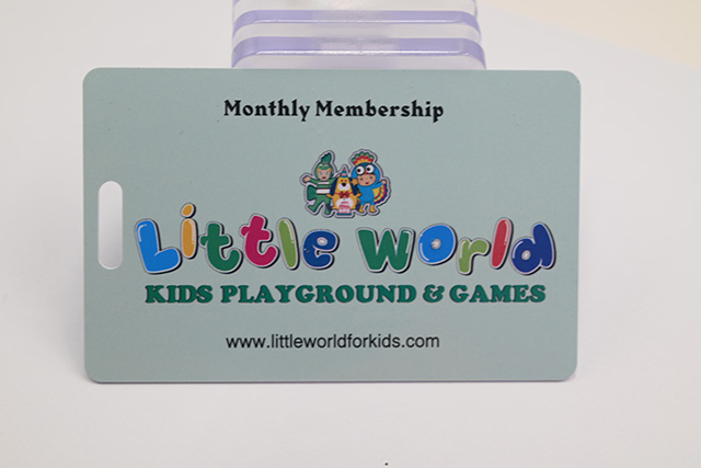 桂林新区国税局实行“办税服务一卡通”，大大缩短了办税时间