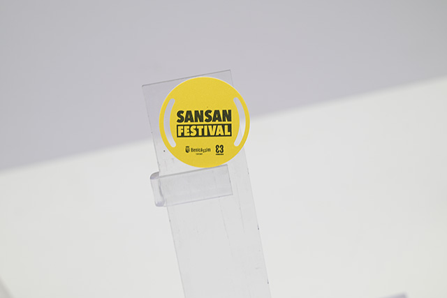 石家庄公交部门推出纪念圆形公交滴胶卡 石家庄公交部门推出纪念圆形公交滴胶卡