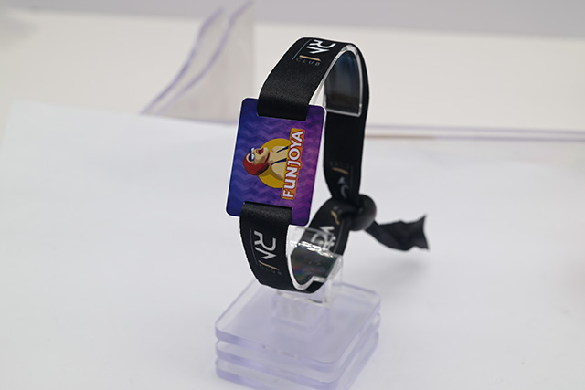 接触式PVC卡:4428卡 接触式PVC卡:4428卡